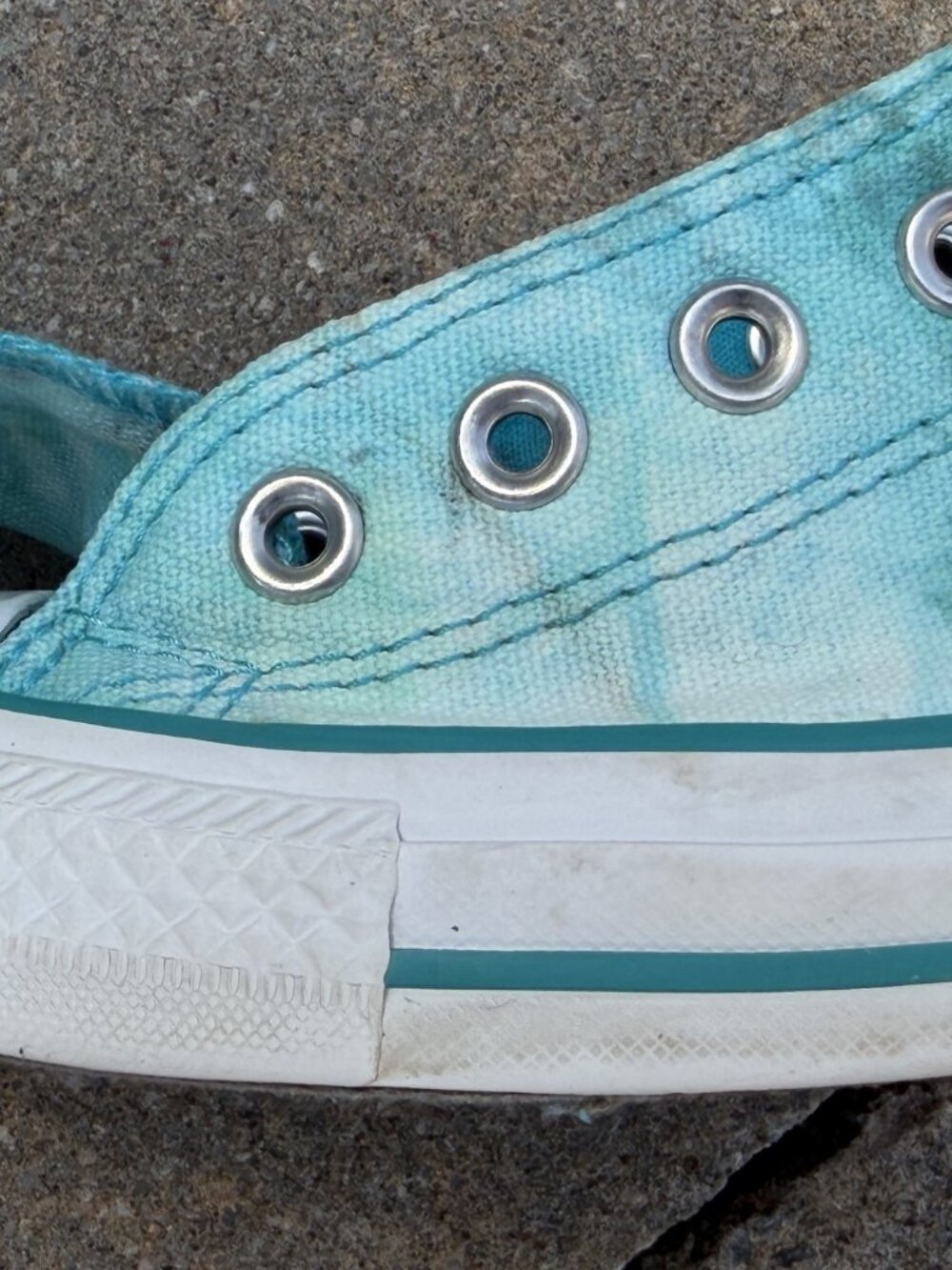 Converse Chuck Taylor All-Stars - Turquoise Tie-Dye - Low - size 10 women/8 men - Picture 6 of 8